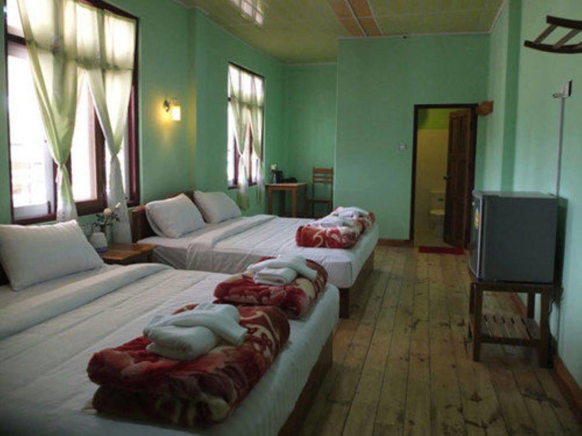 Railroad Hotel Kalaw Ngoại thất bức ảnh